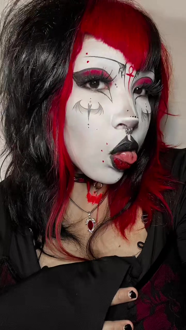 @estrella 𖤐
