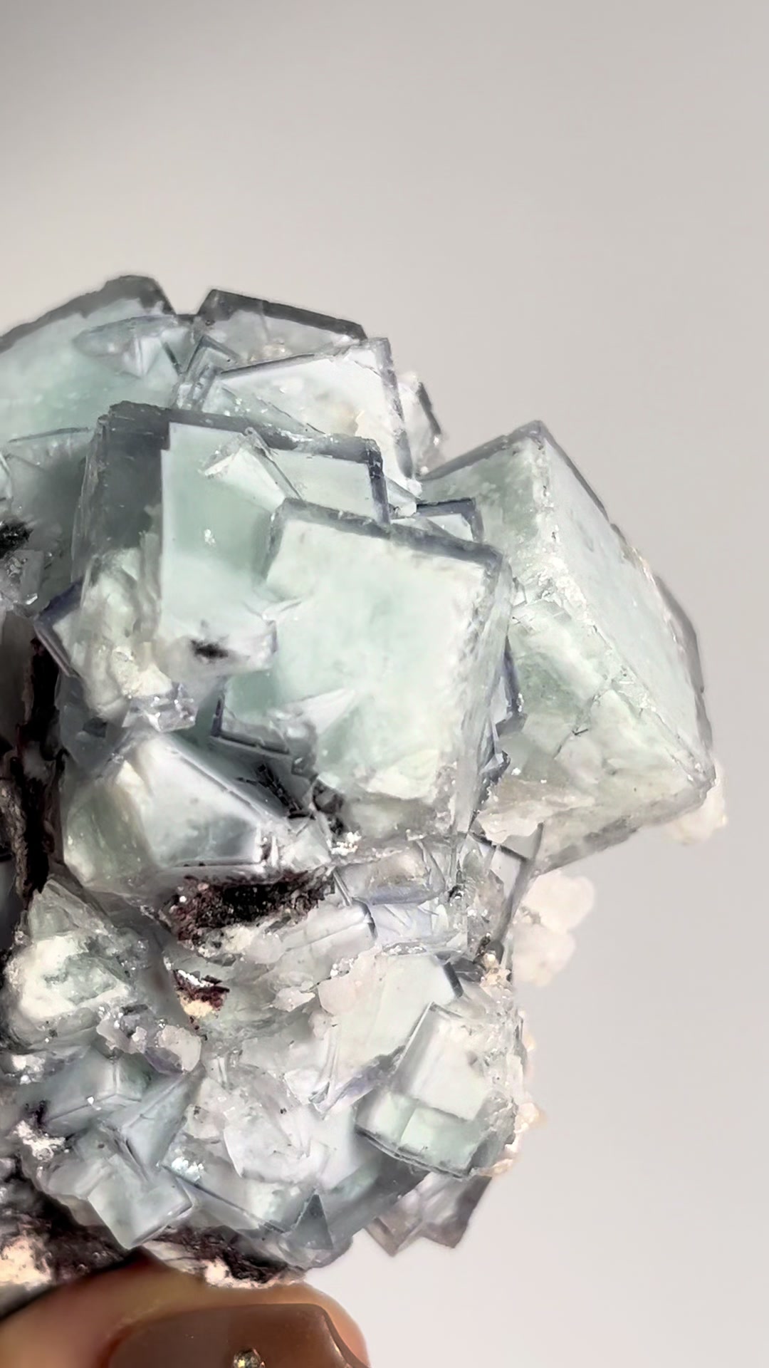 @Priestess Crystals