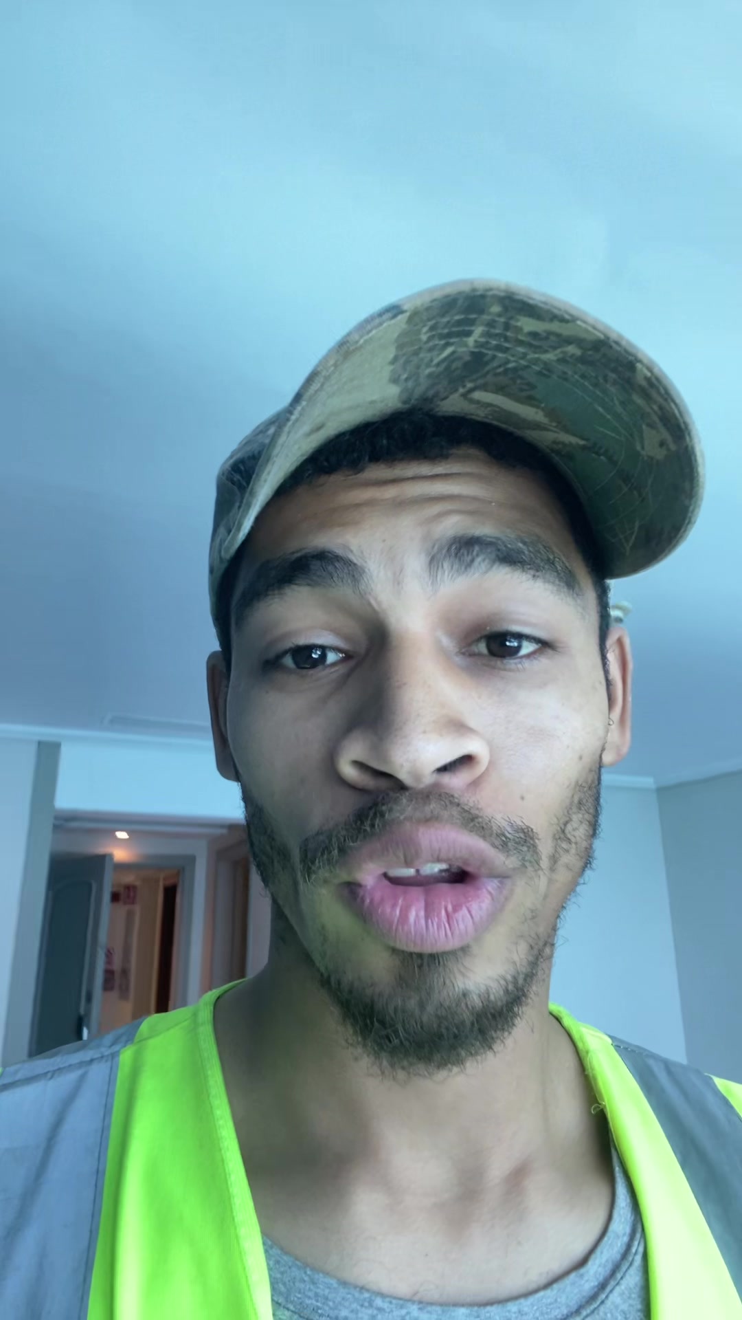 @DEIVI