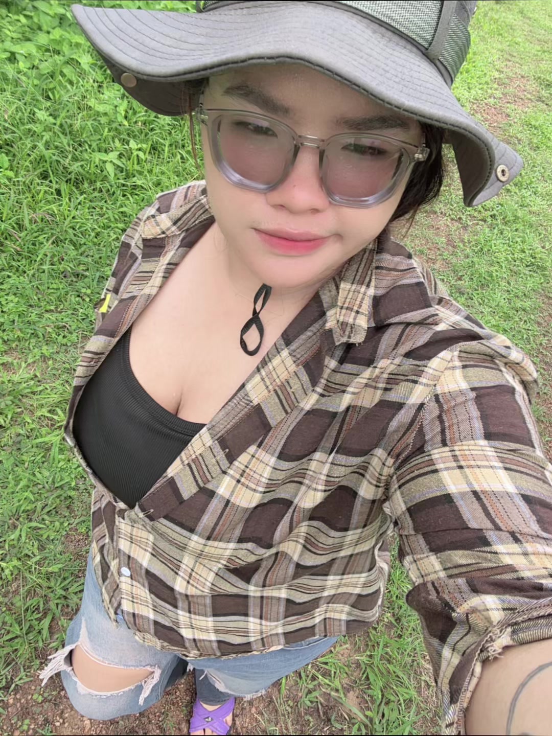 @ขออมหน่อย