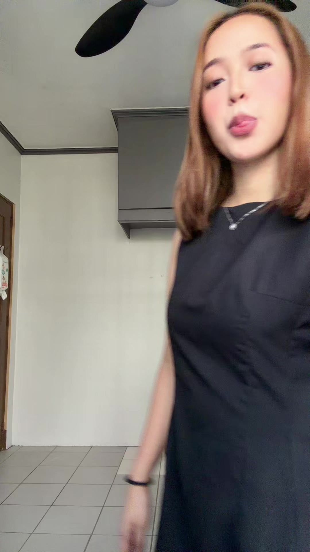 @annamariee