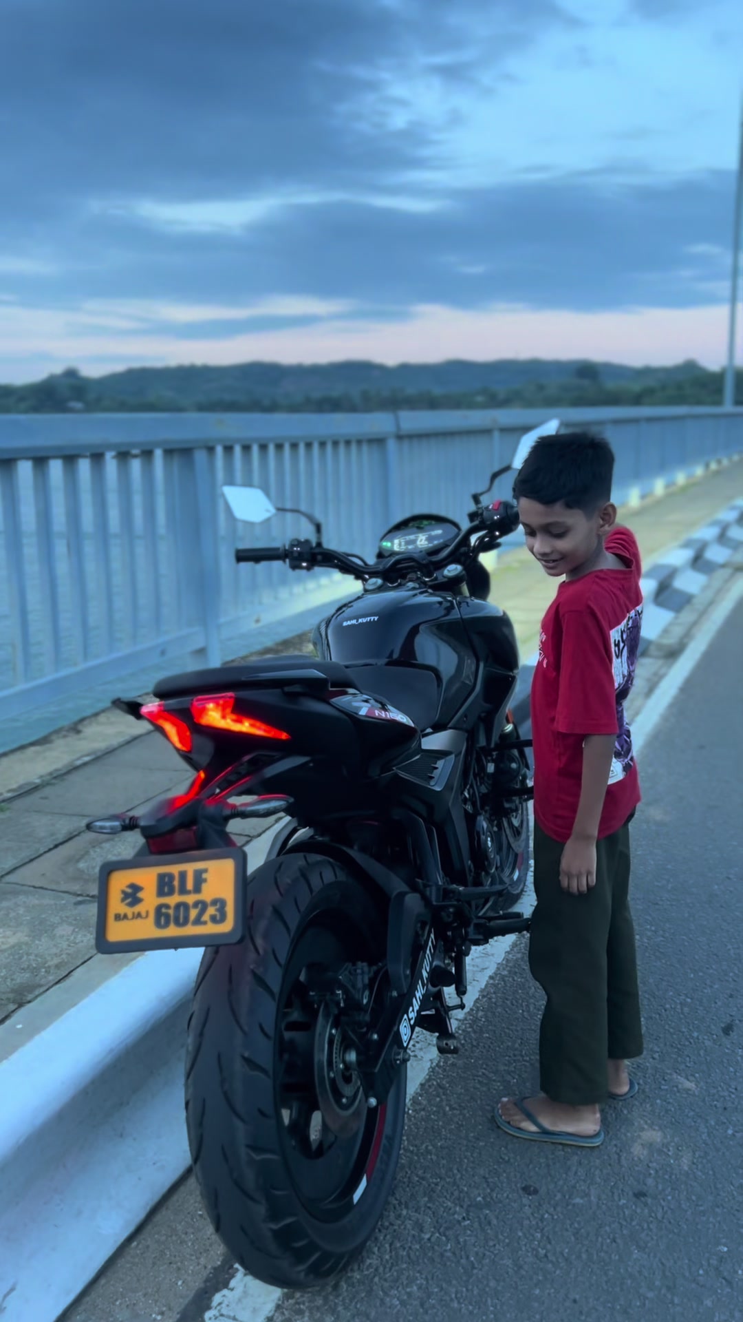 @sahi_kutty00