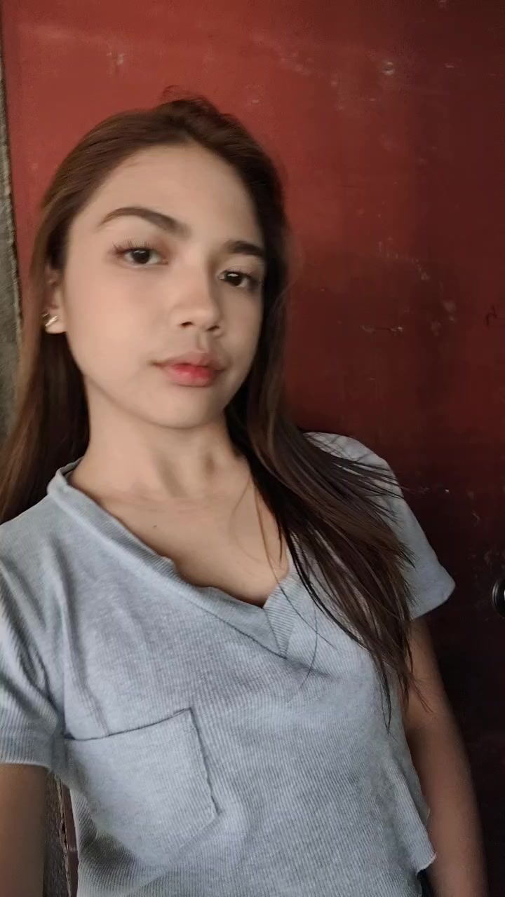 @Izellaikay