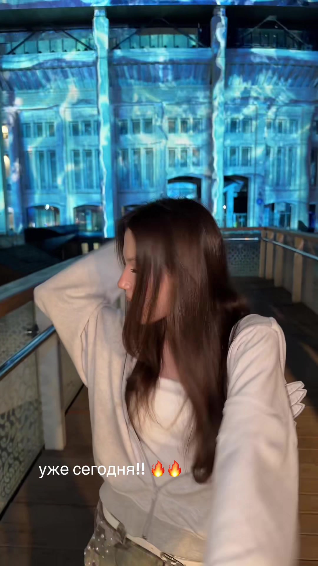 @vikishow_vikishow