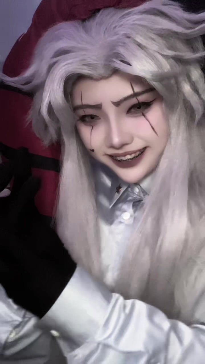 @── 𝓡𝓸𝓼𝓲𝓪𝓷 ──