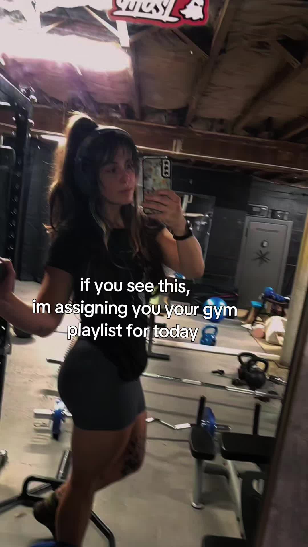 @Wₕₒₒₚₛᵢₑ Dₐᵢₛy