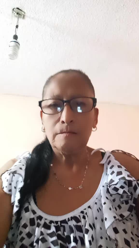 @Angelina Toro