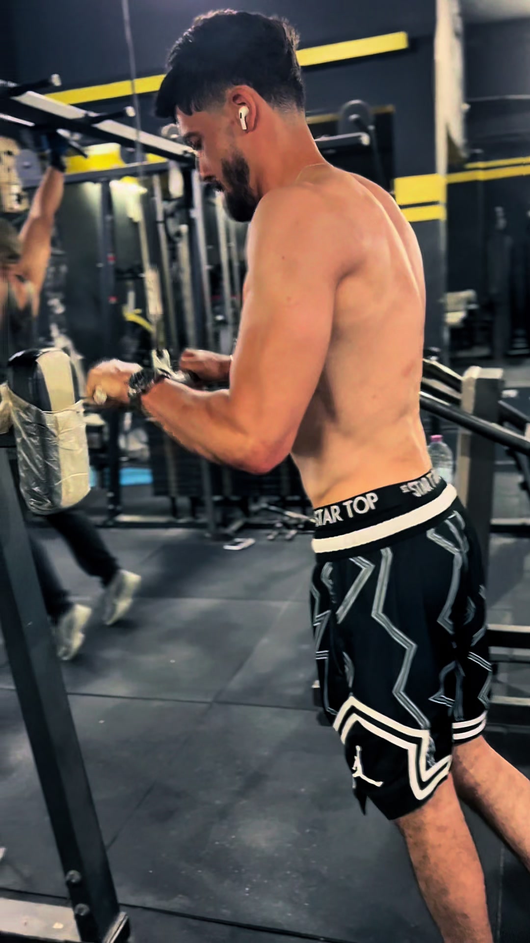 @RafiiiK 🇩🇿🏋&zwj;♂️