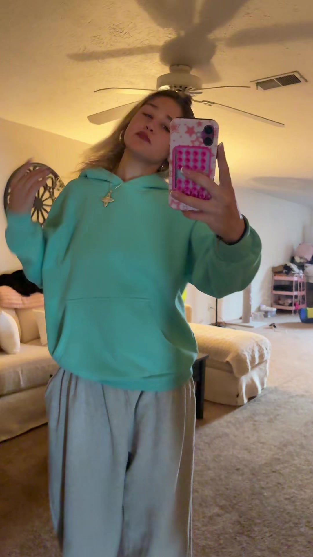 @𝑪𝒉𝒍𝒐𝒆 ✮★☆༘