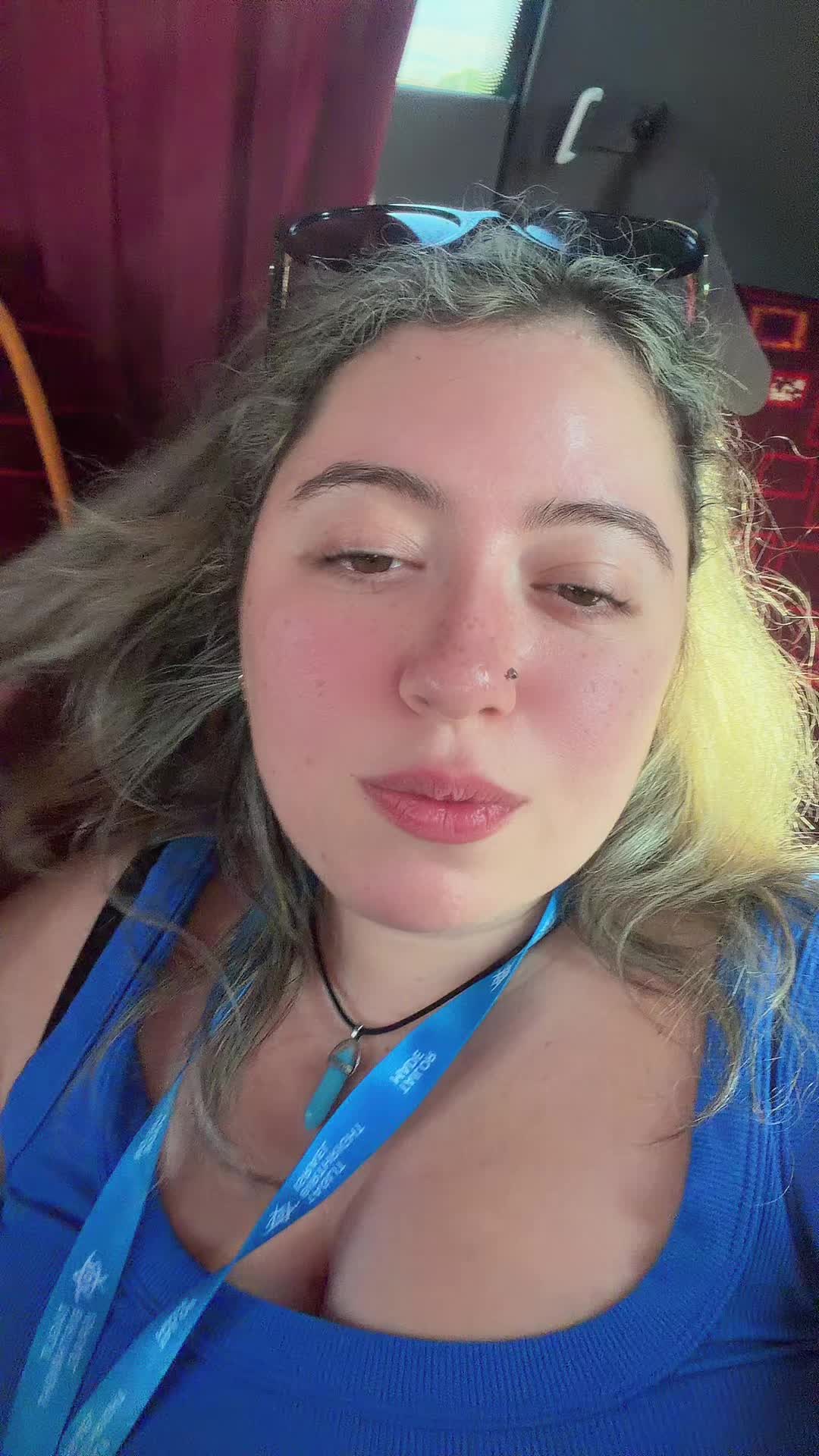 @queen_michelka
