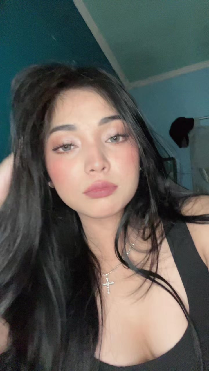 @b.
