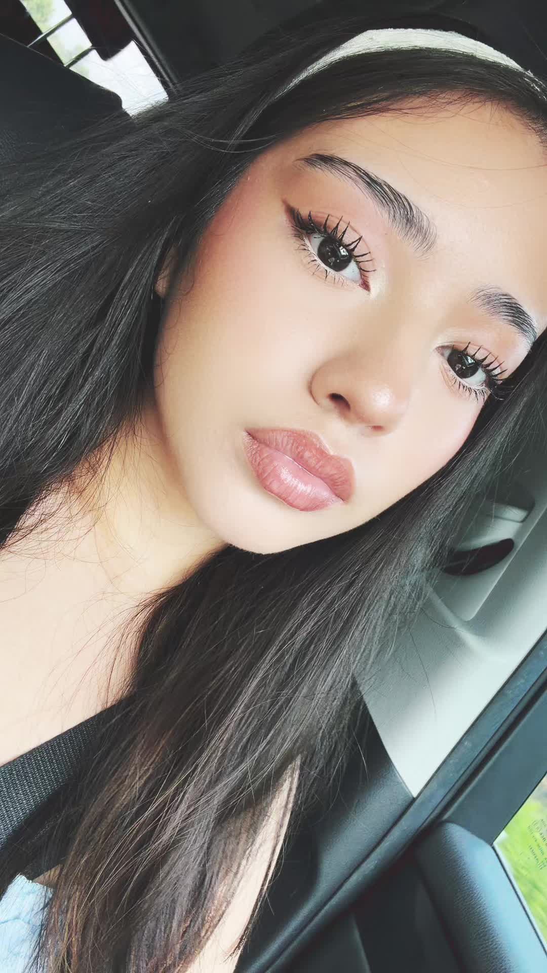 @leslye