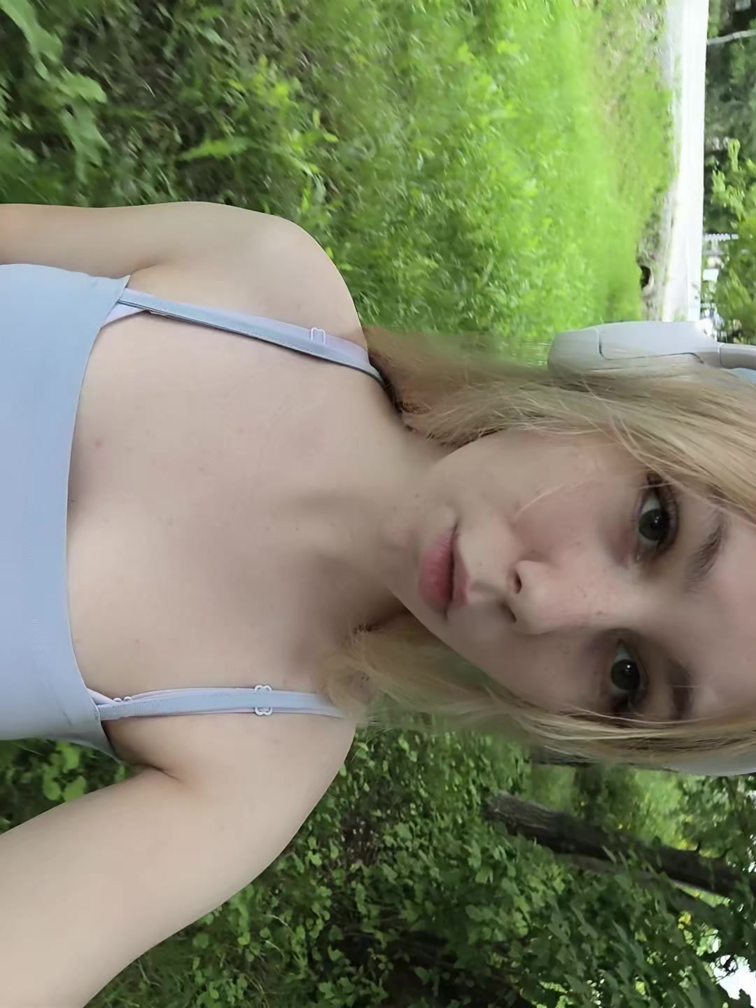 @Дина