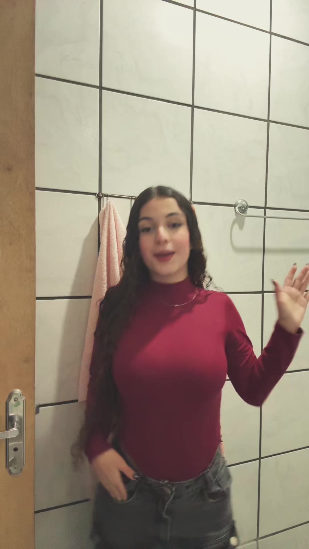 @Isadora.