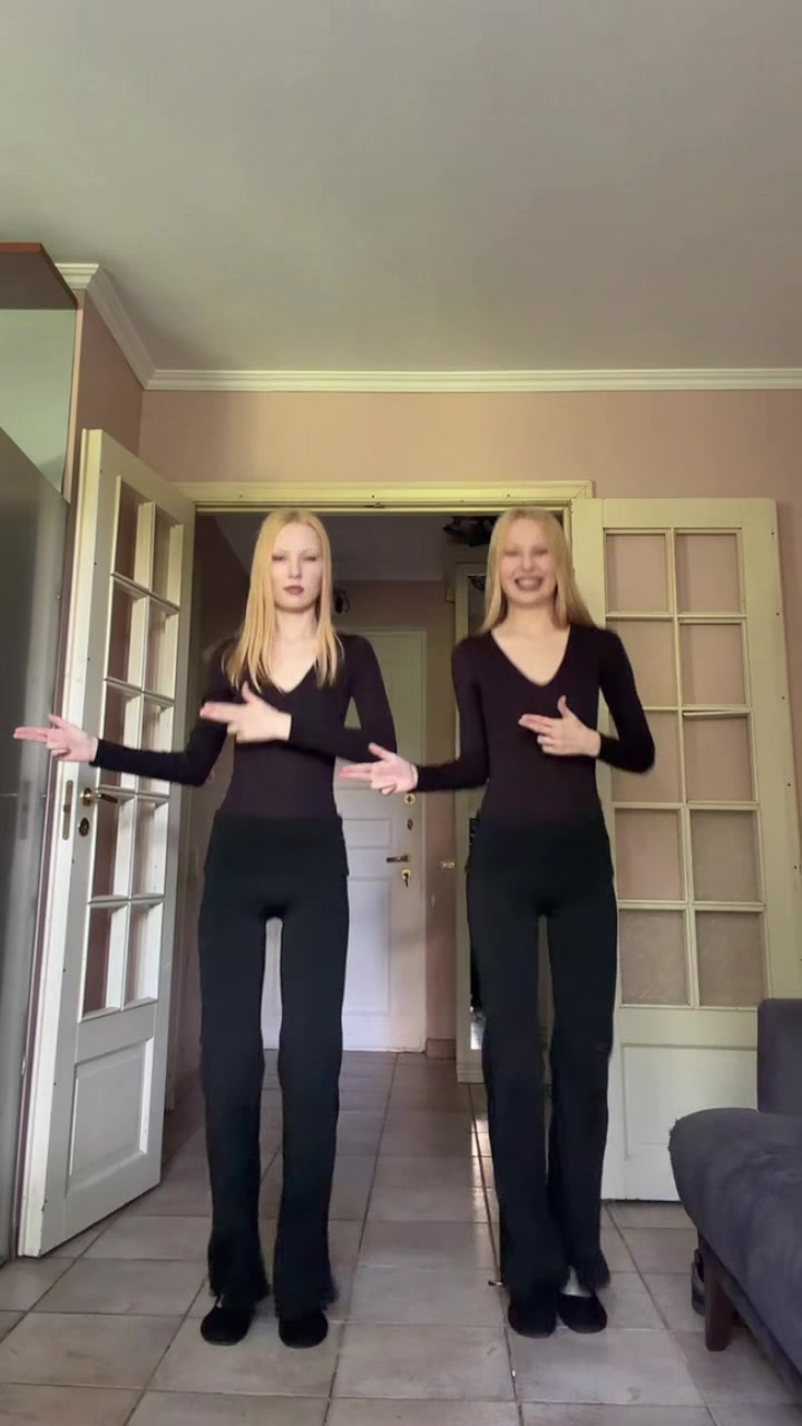 @Evelina & Lola