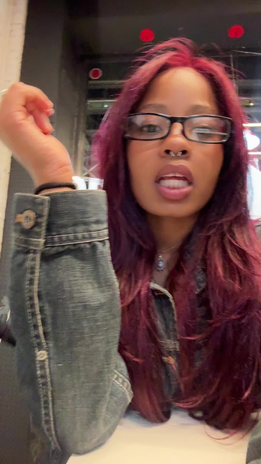 @tay.