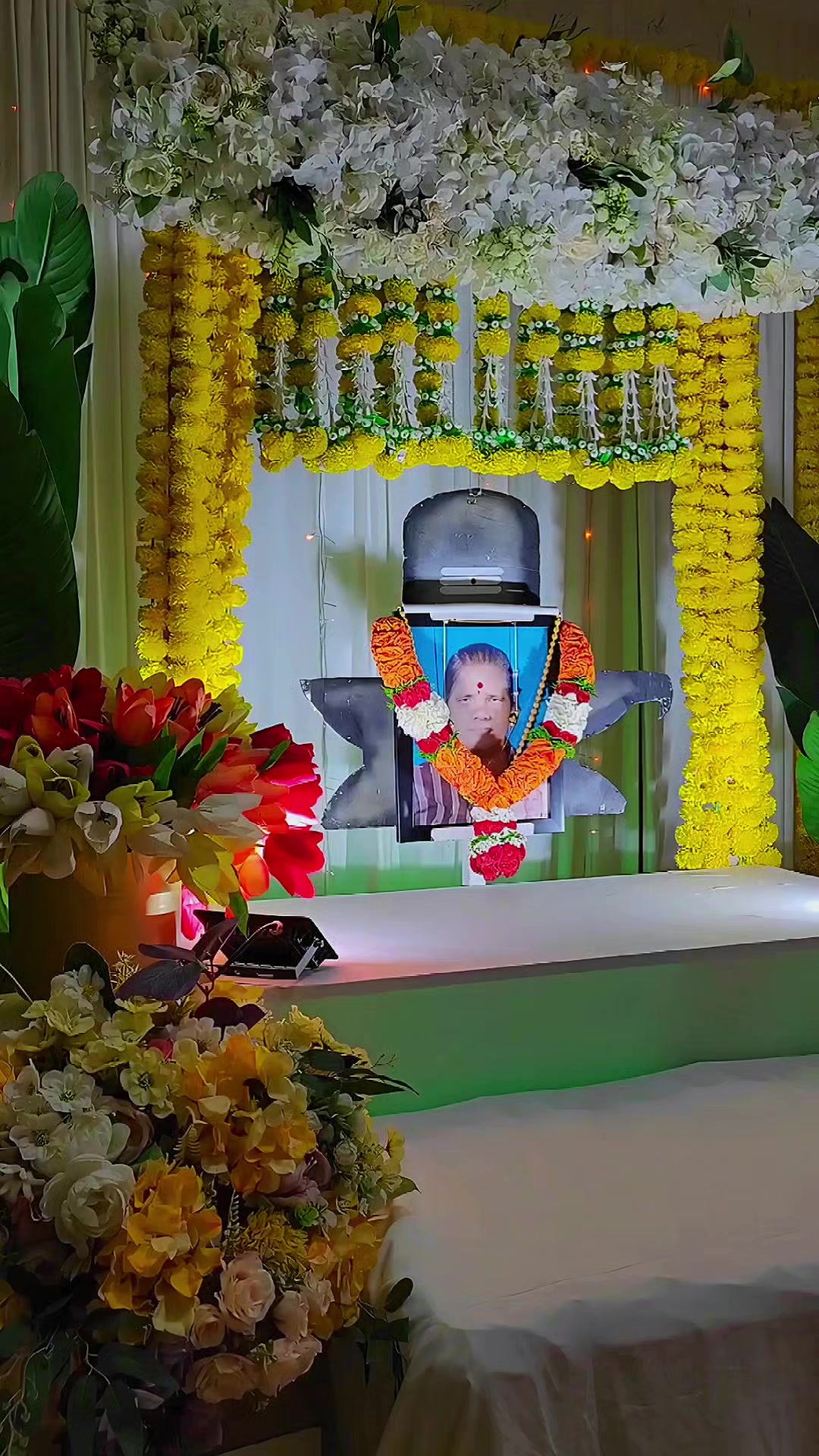 @Dream Decor