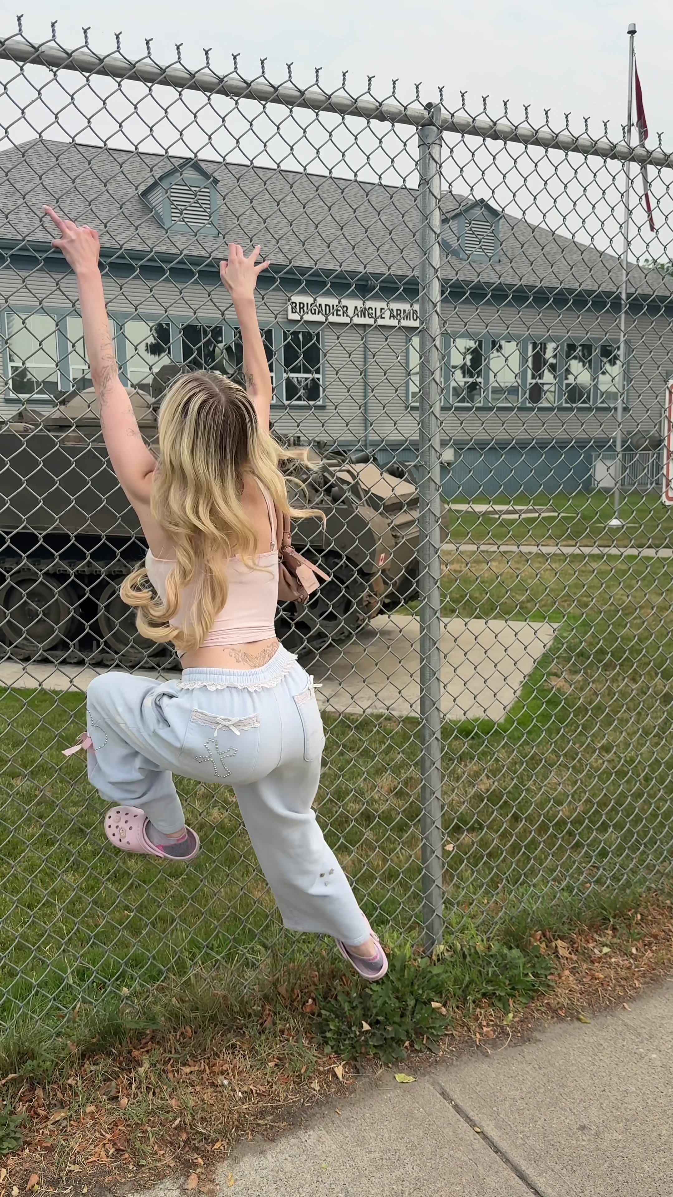@luna <3
