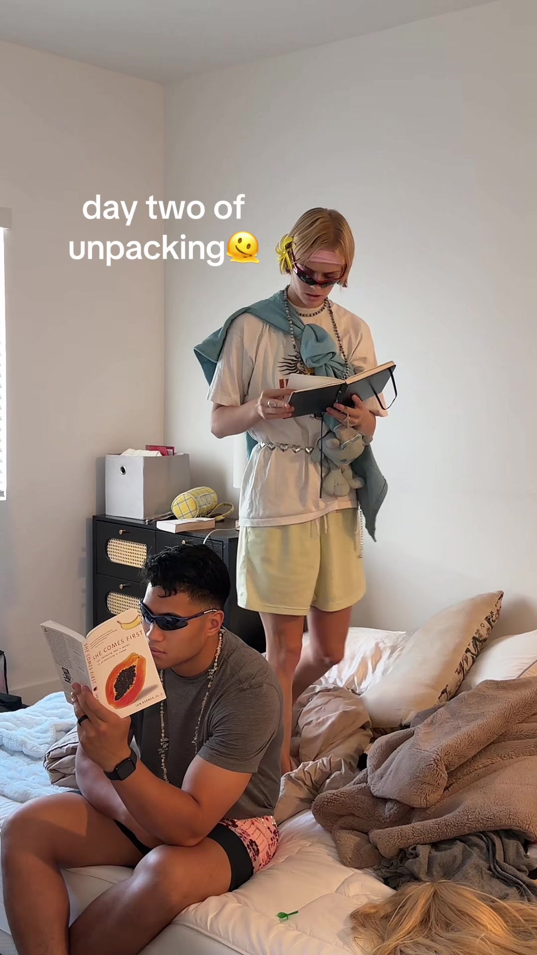 @rachelleahtia