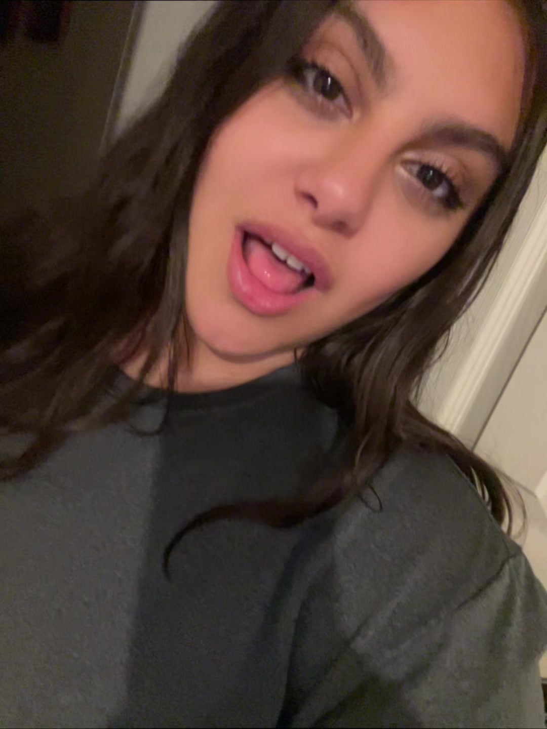 @𝒥𝓊𝓈𝓉𝒾𝓃𝑒