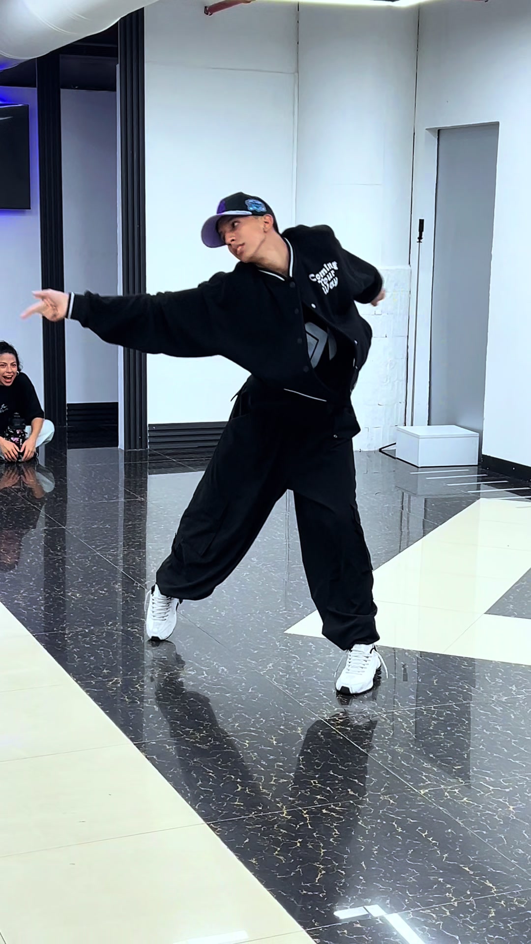 @infraktordance