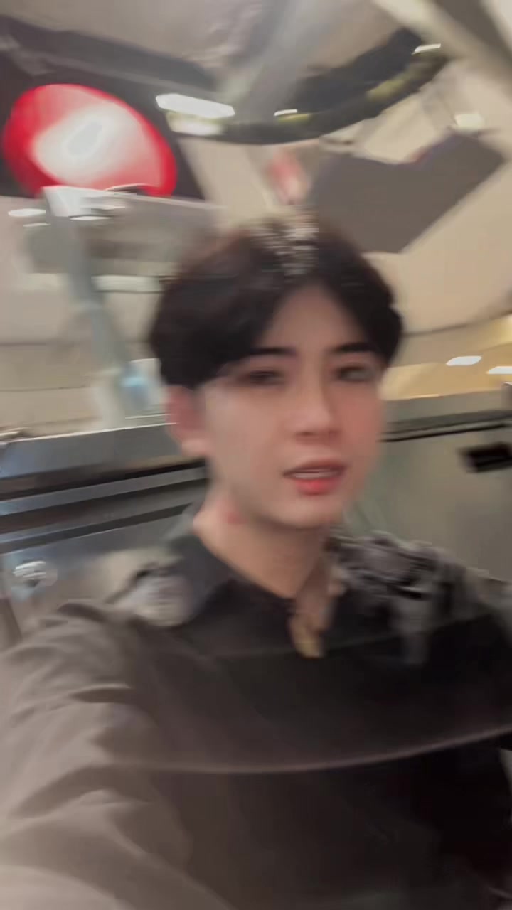 @🇨🇳จิครีม 奶油色 🐲1 7 M