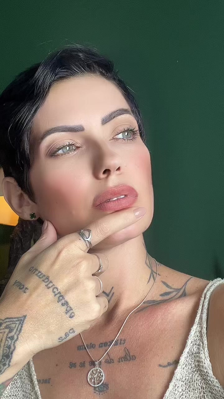 @Márcia
