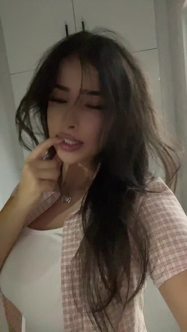 @liz ⍀