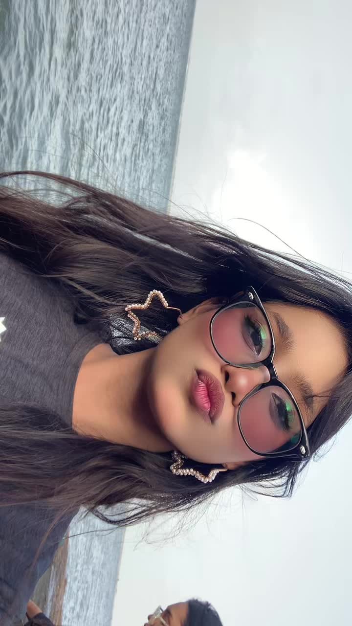 @️