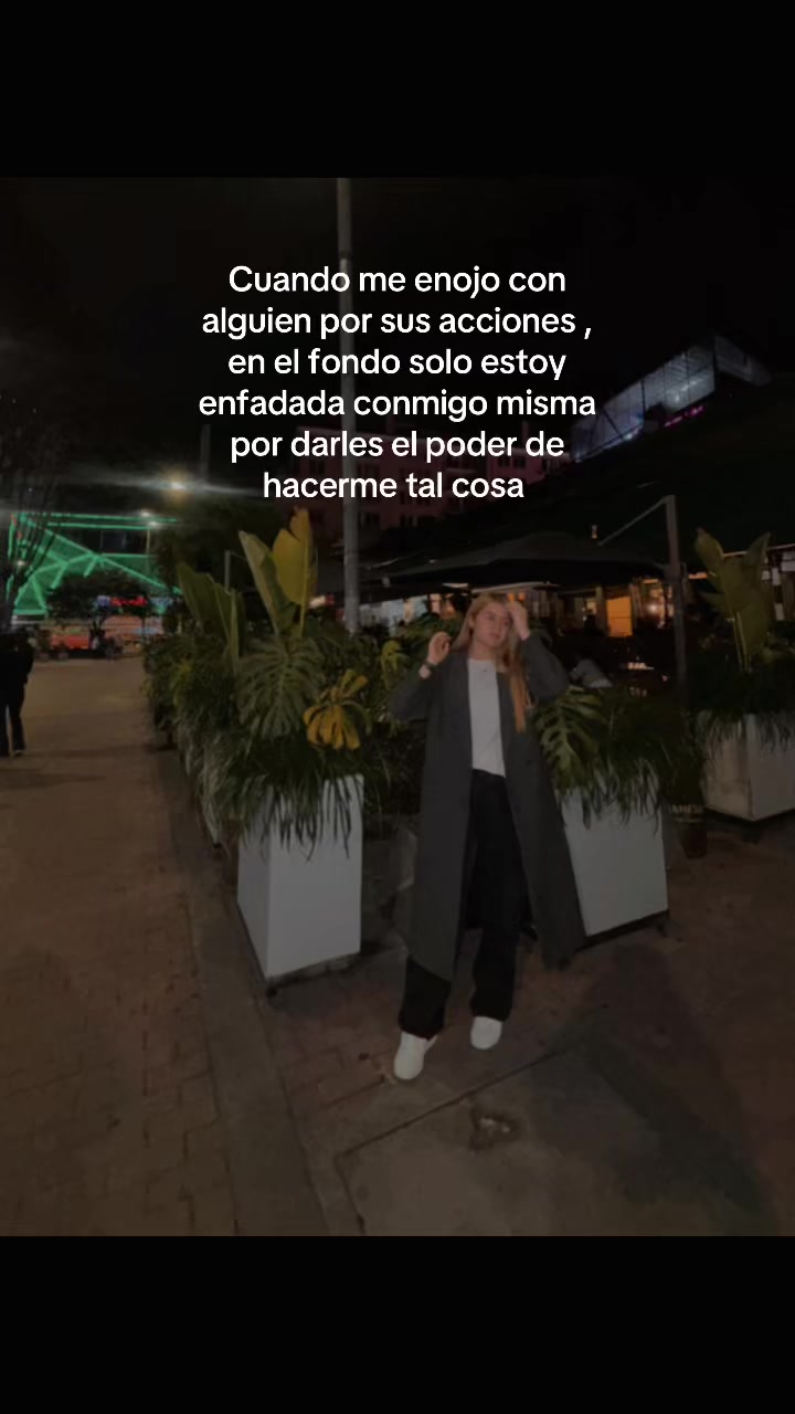 @Sof&iacute;a🦂