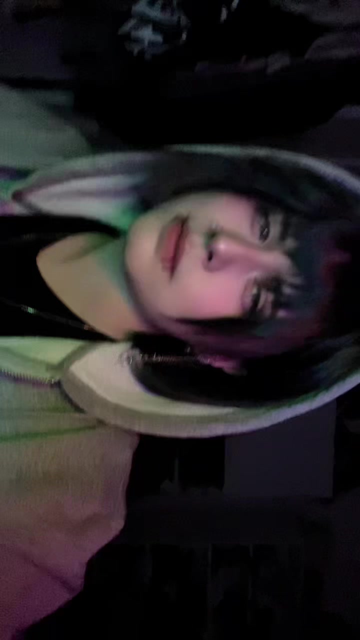 @𝒶𝓃𝑜𝓉𝒽𝑒𝓇 🌸