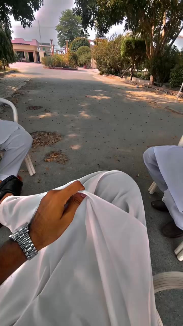 @ʟɪꜰᴇ_ᴏꜰ_ꜱʜᴀᴍɪɪ🥂🚩