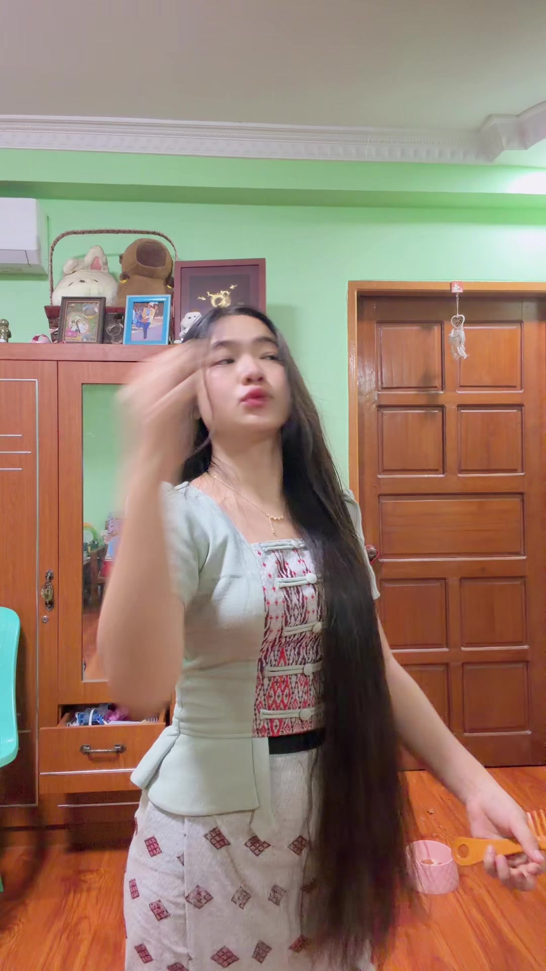 @သဲသဲပို🍎ပန်းသီးမ@happyF5(1M)