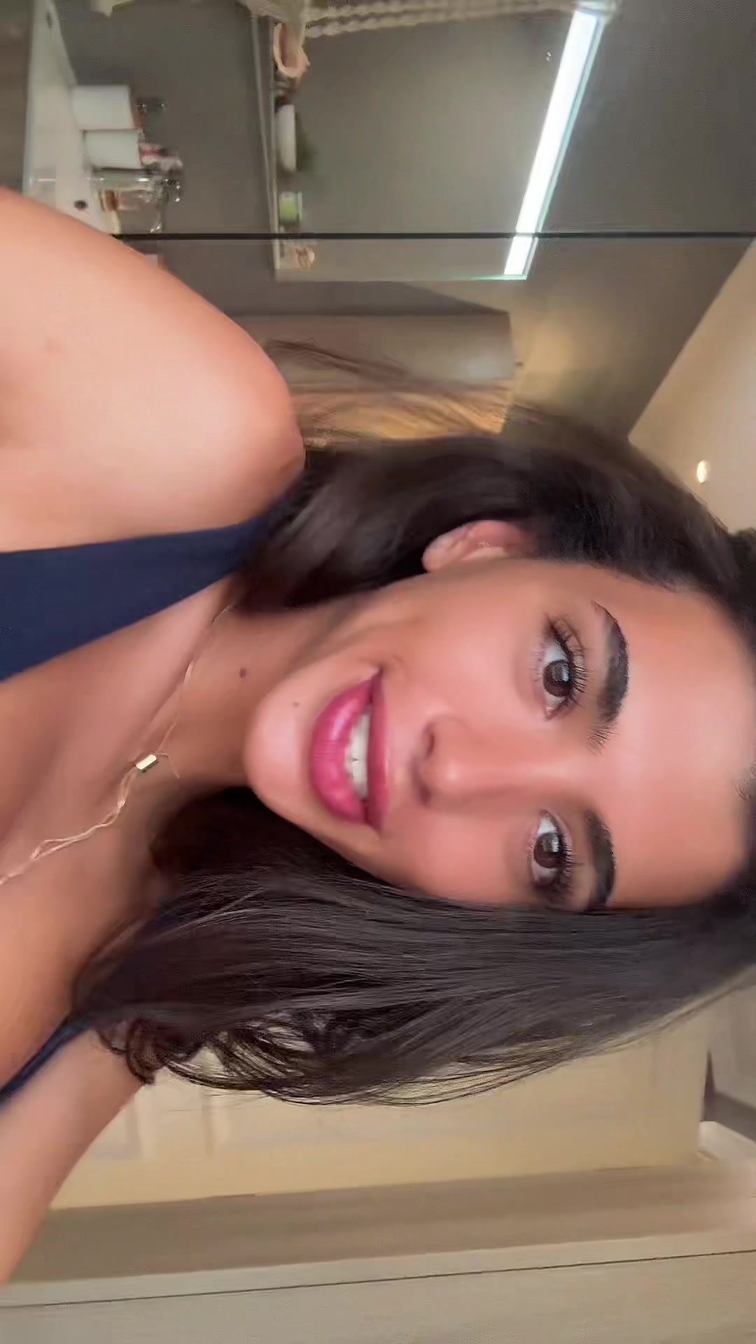 @Lanabaass