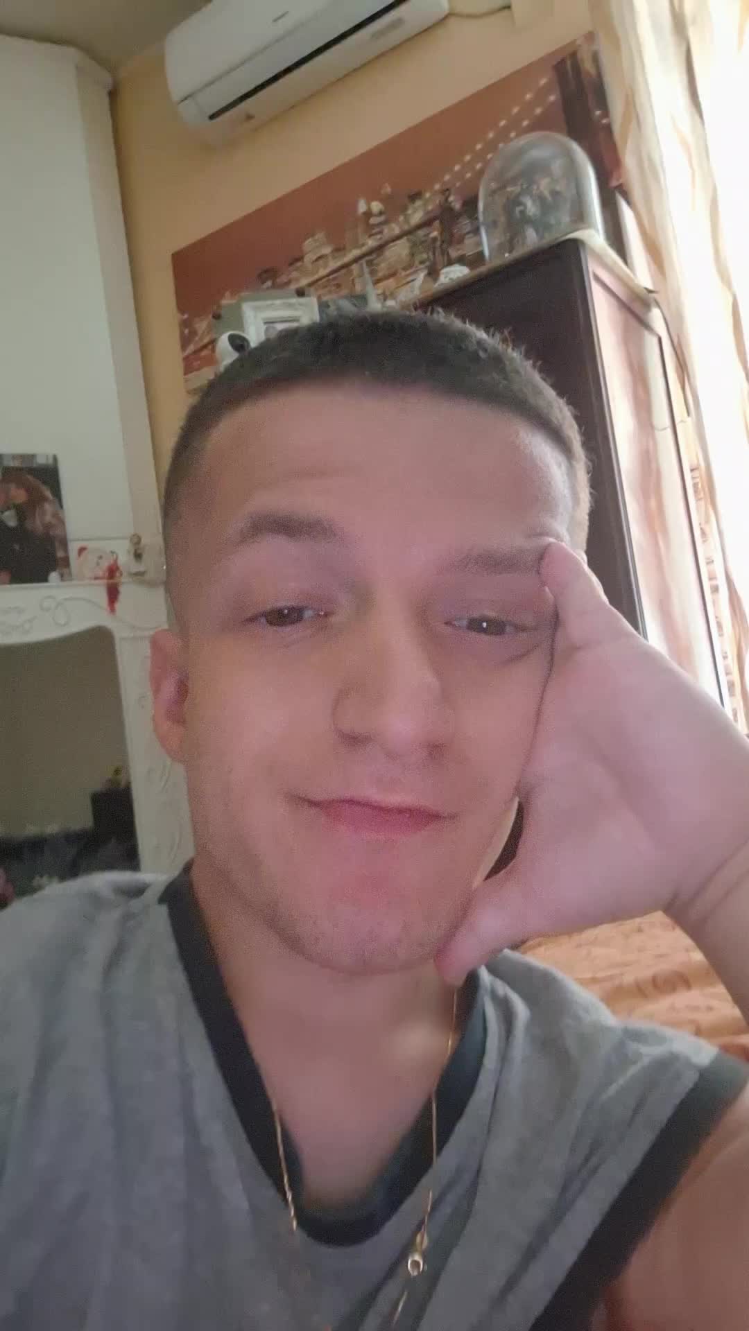 @Simone