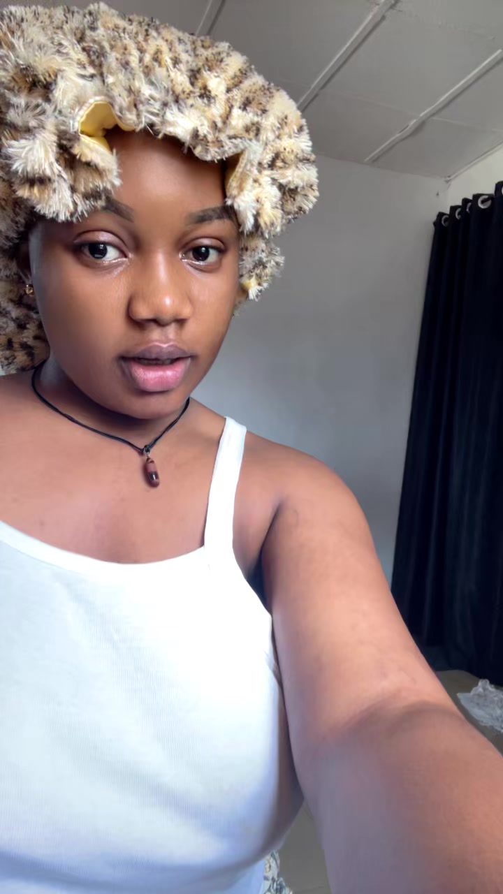 @🧚&zwj;♂️Anna🫧🌸🖤