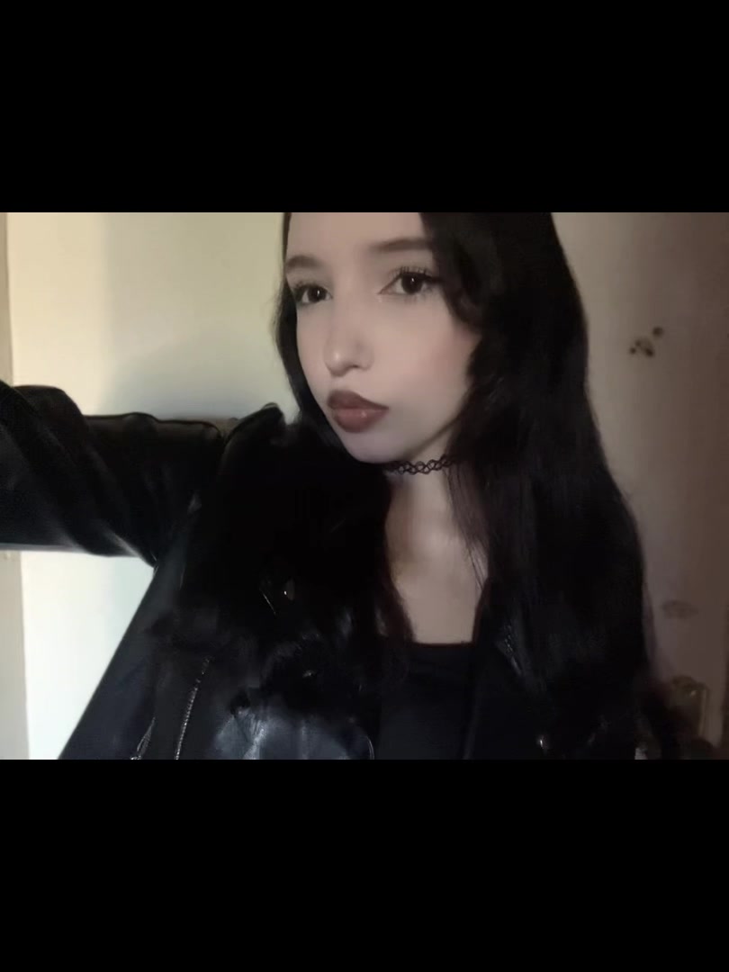 @𝐼𝑛𝑠𝑜𝑚𝑛𝑖𝑎♡