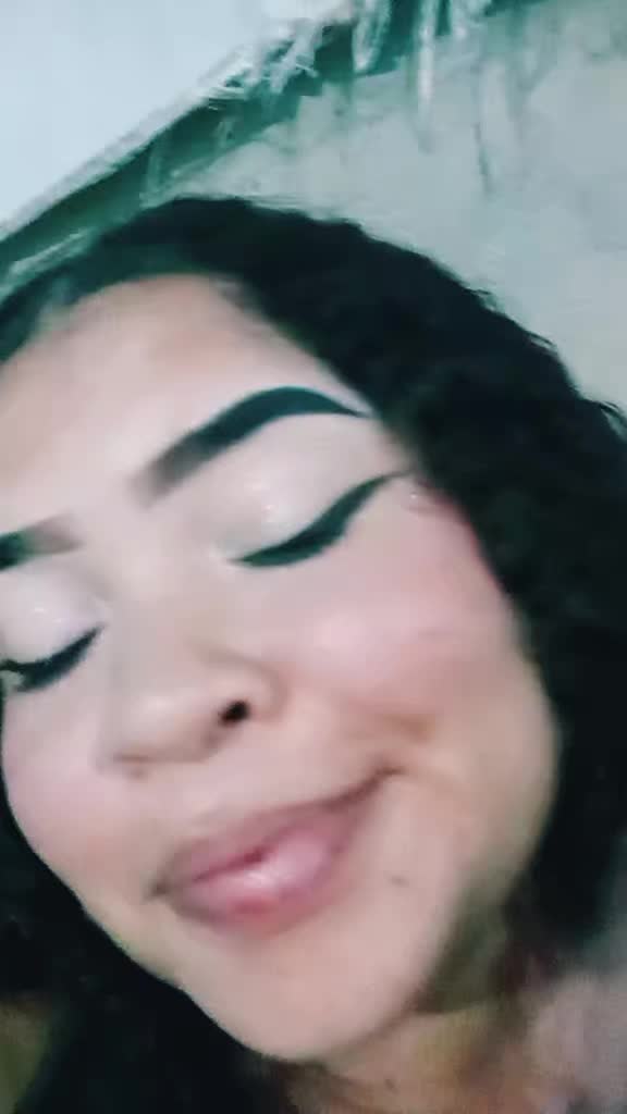 @𝙰𝚗𝚊𝚑🎀