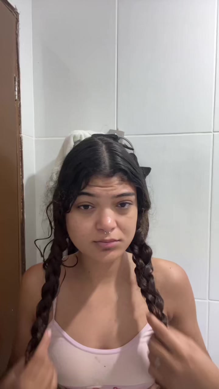 @Nath&aacute;lia