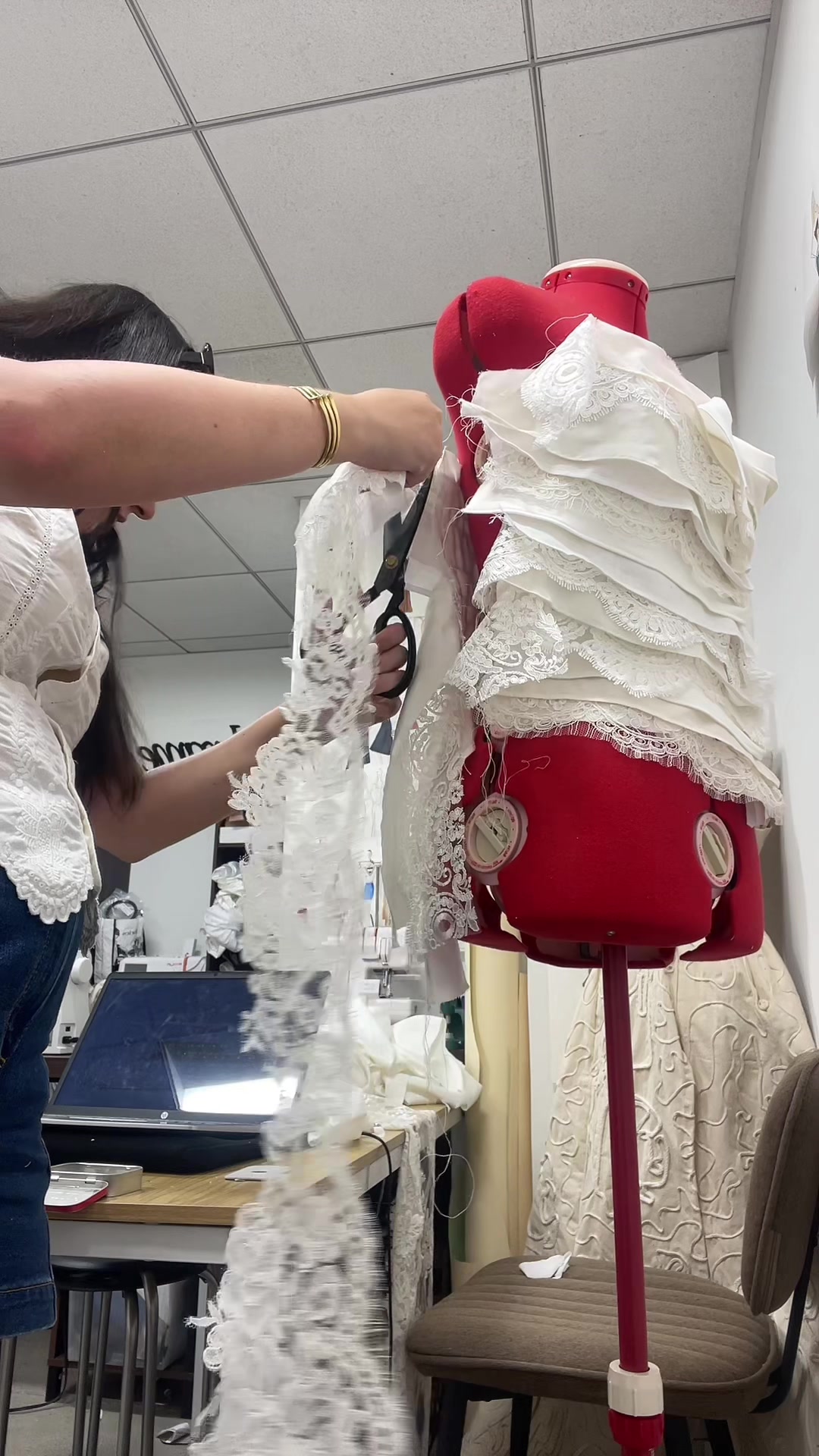 @Annabelle | Fashion Designer