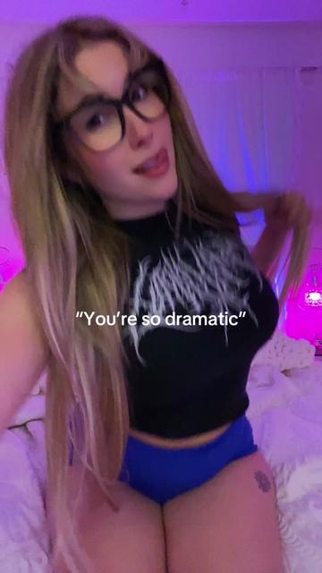 @not thalia rosa