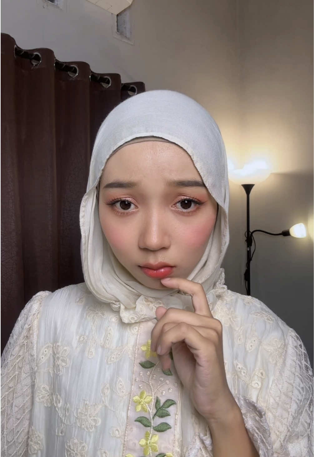 @nisaalhadni