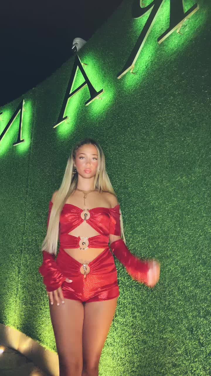 @Ginevra 💋 Too Much To Handle