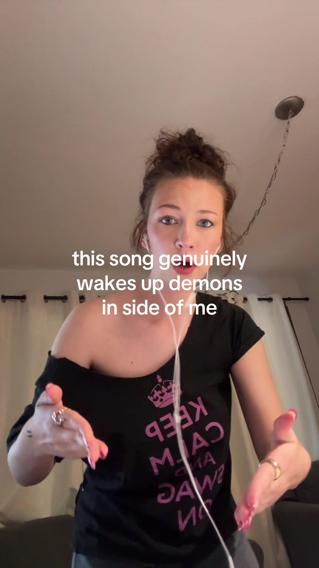 @𑣲 t
