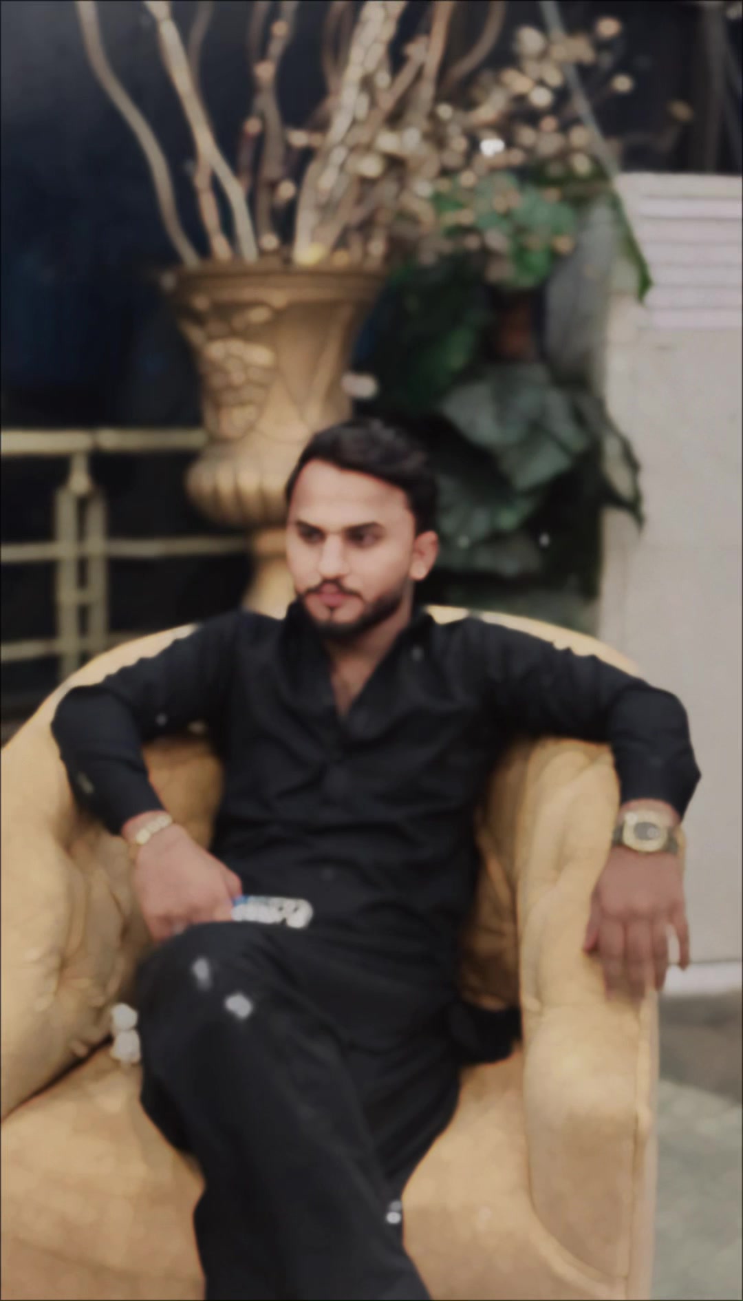 @MALIK⚜️