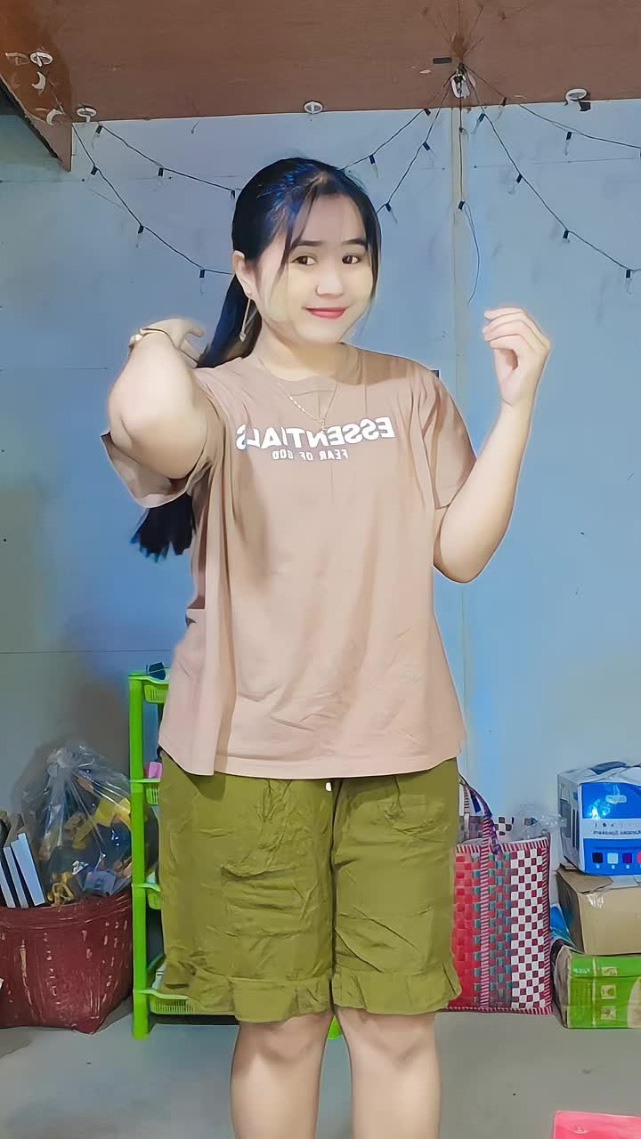 @Ei Myat Thu👑မြစ်ခြေသူလေး👑