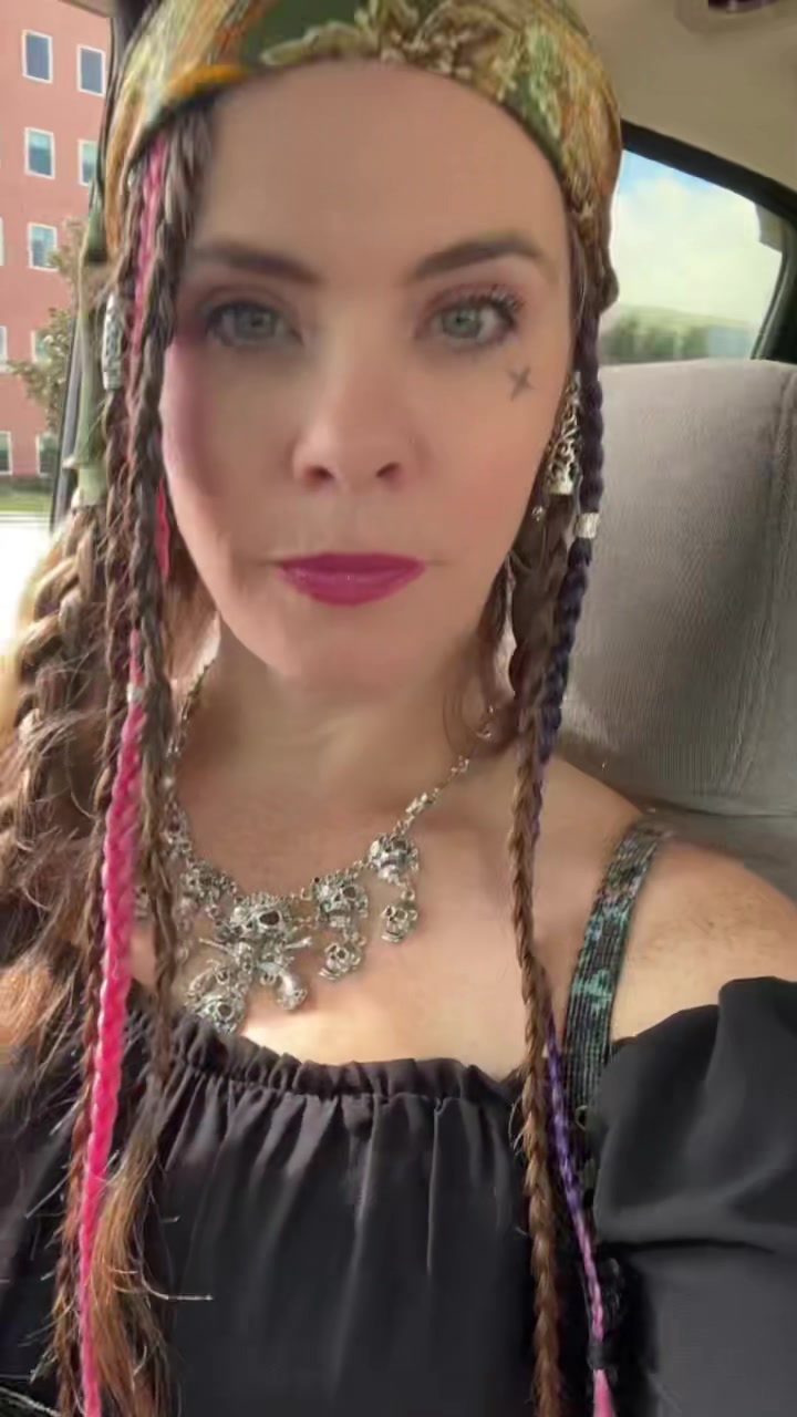 @Crazychickennurse