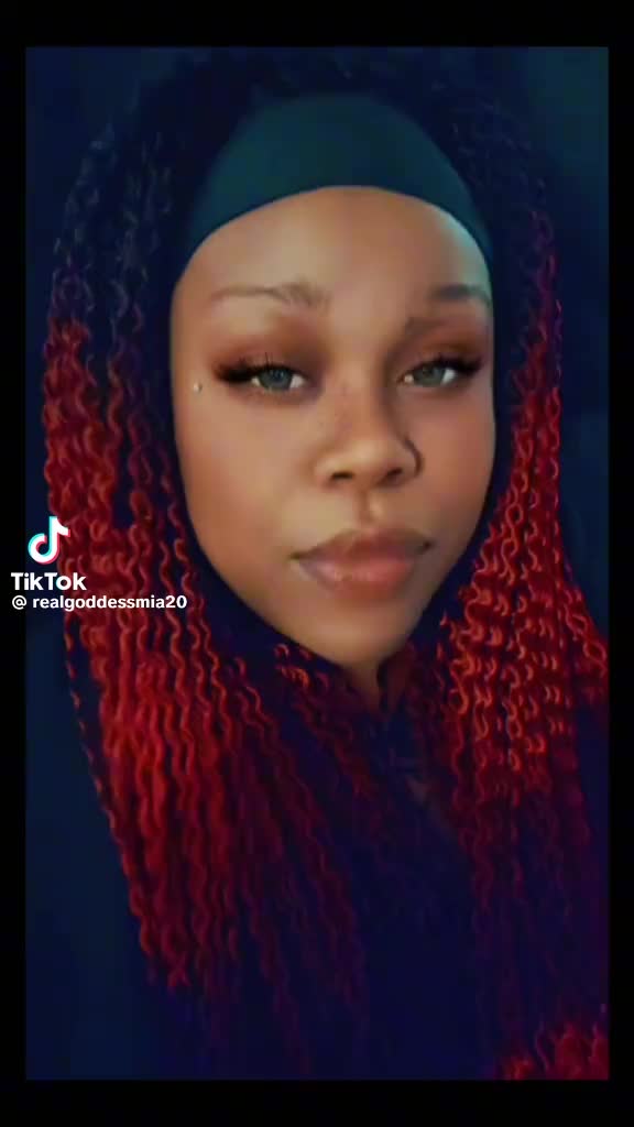 @DeLioness1❌