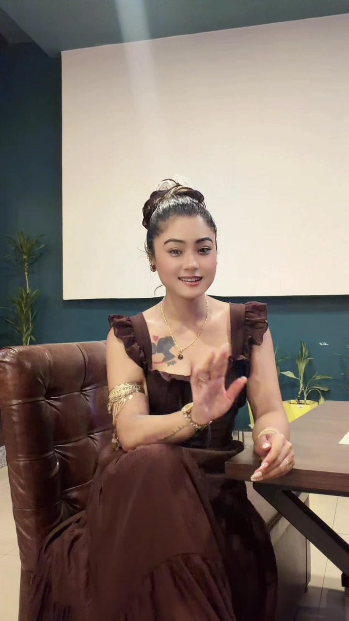 @𝐂𝐡𝐚𝐡𝐚𝐧𝐚 𝐒𝐭𝐡𝐚🇳🇵