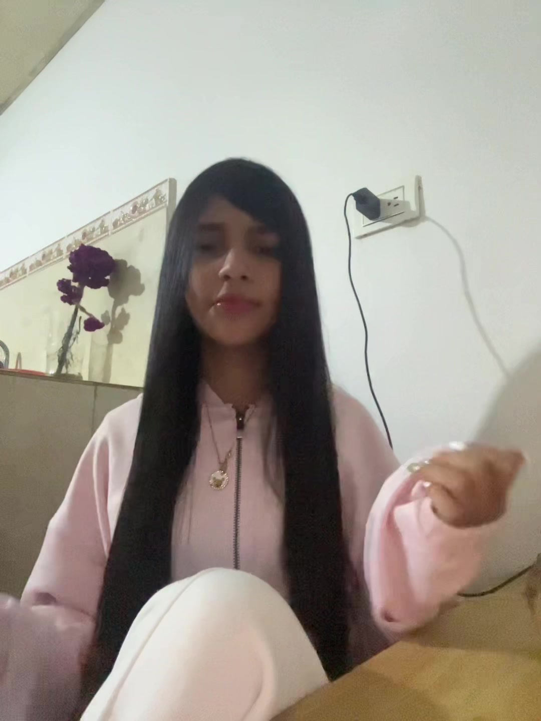 @𝓐𝓷𝓪